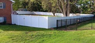 Vinyl Privacy Fence Install Newburg, MD