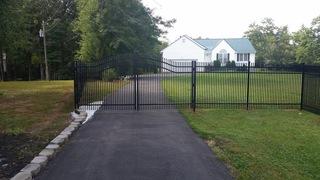 Aluminum Dog Containment Fence Installation in Dunn Loring, VA