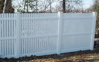 White Vinyl Fencing in Virginia