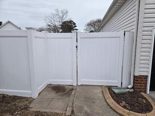 Vinyl Privacy Fence install Ashburn VA